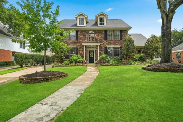 $3,700 | 19722 Knightsridge Lane, Houston, TX 77094