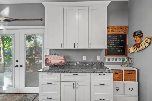 $999,900 | N9254 East Shore Road, East Troy, WI 53120