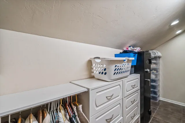 $999,900 | N9254 East Shore Road, East Troy, WI 53120