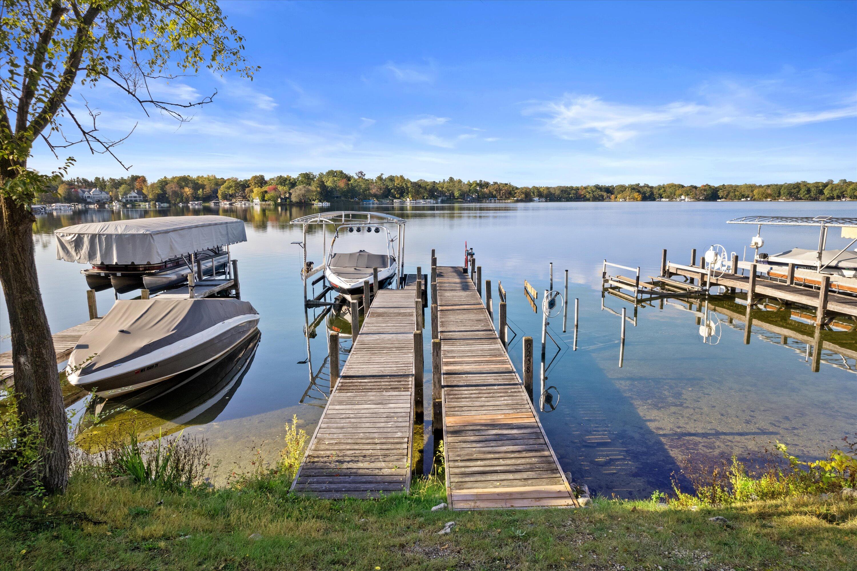 N9254 East Shore Road East Troy, WI 53120 - Photo 38 of 42 38-Pier View