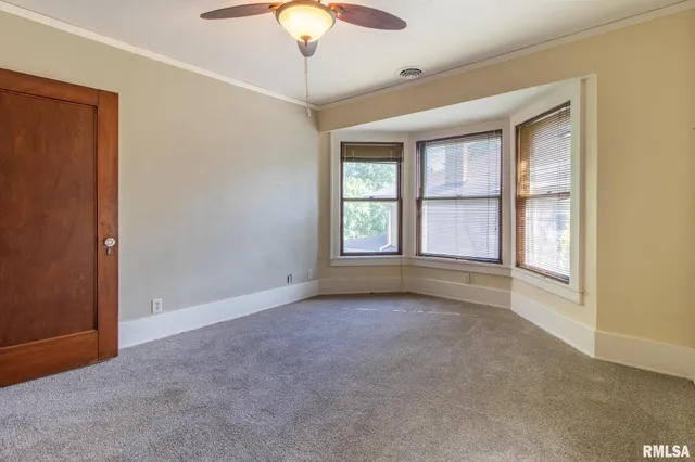 $162,900 | 1030 North Cedar Street, Galesburg, IL 61401