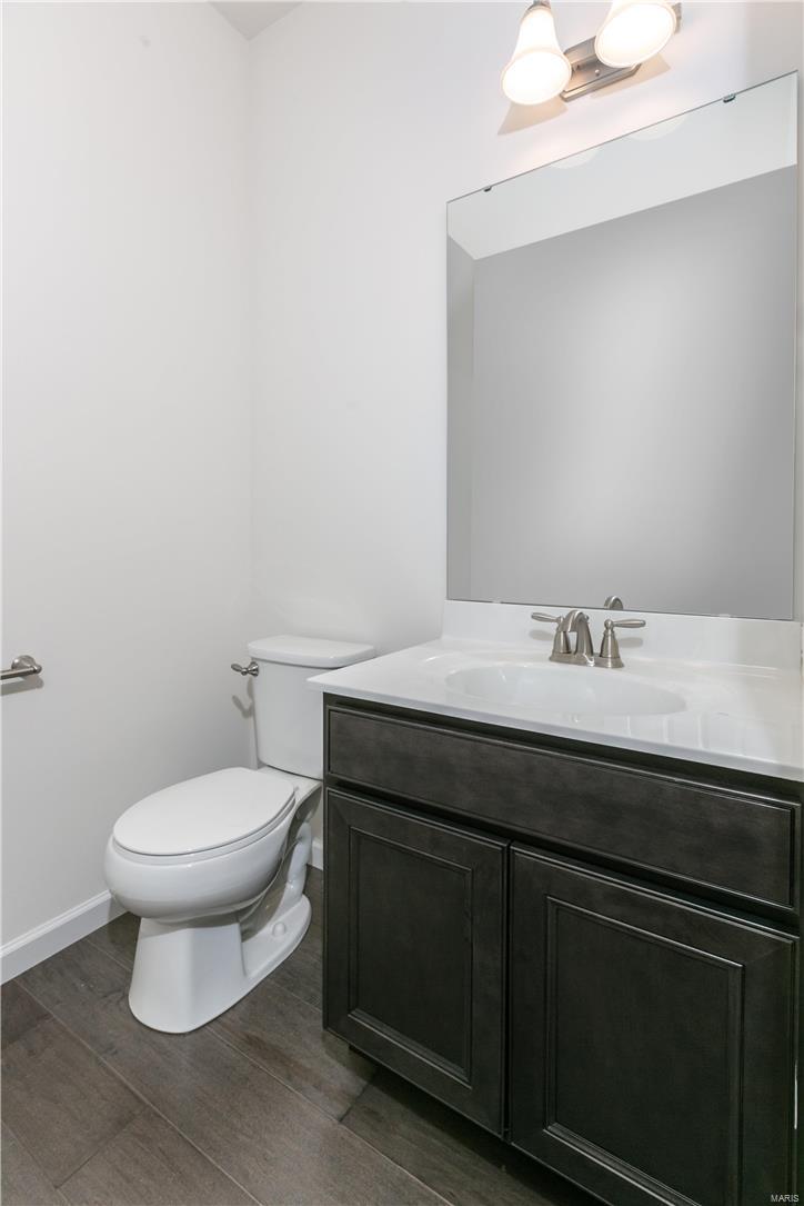 400 Susan Road Oakville, MO 63129 - Photo 23 of 34