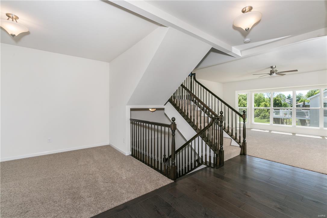 400 Susan Road Oakville, MO 63129 - Photo 6 of 34