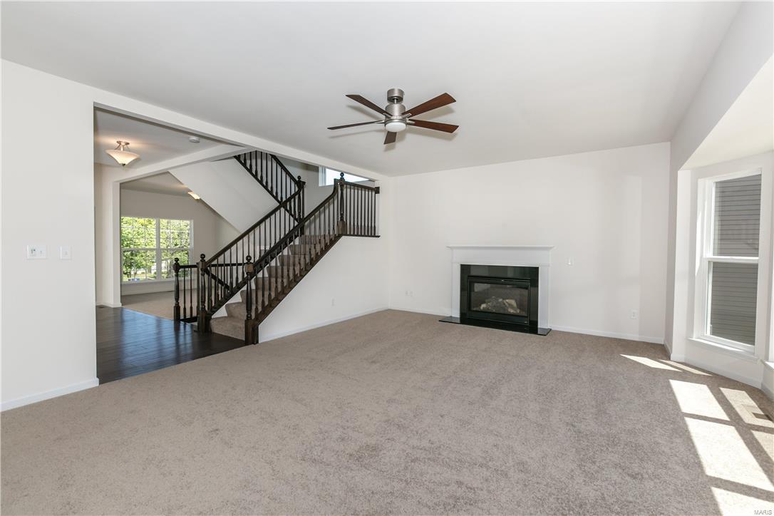 400 Susan Road Oakville, MO 63129 - Photo 8 of 34