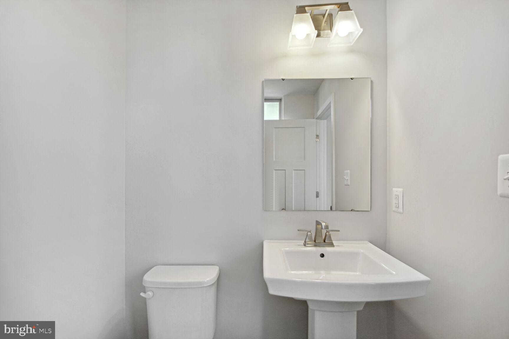 14941 Ring House Road, Unit E Brandywine, MD 20613 - Photo 10 of 24 POWDER ROOM