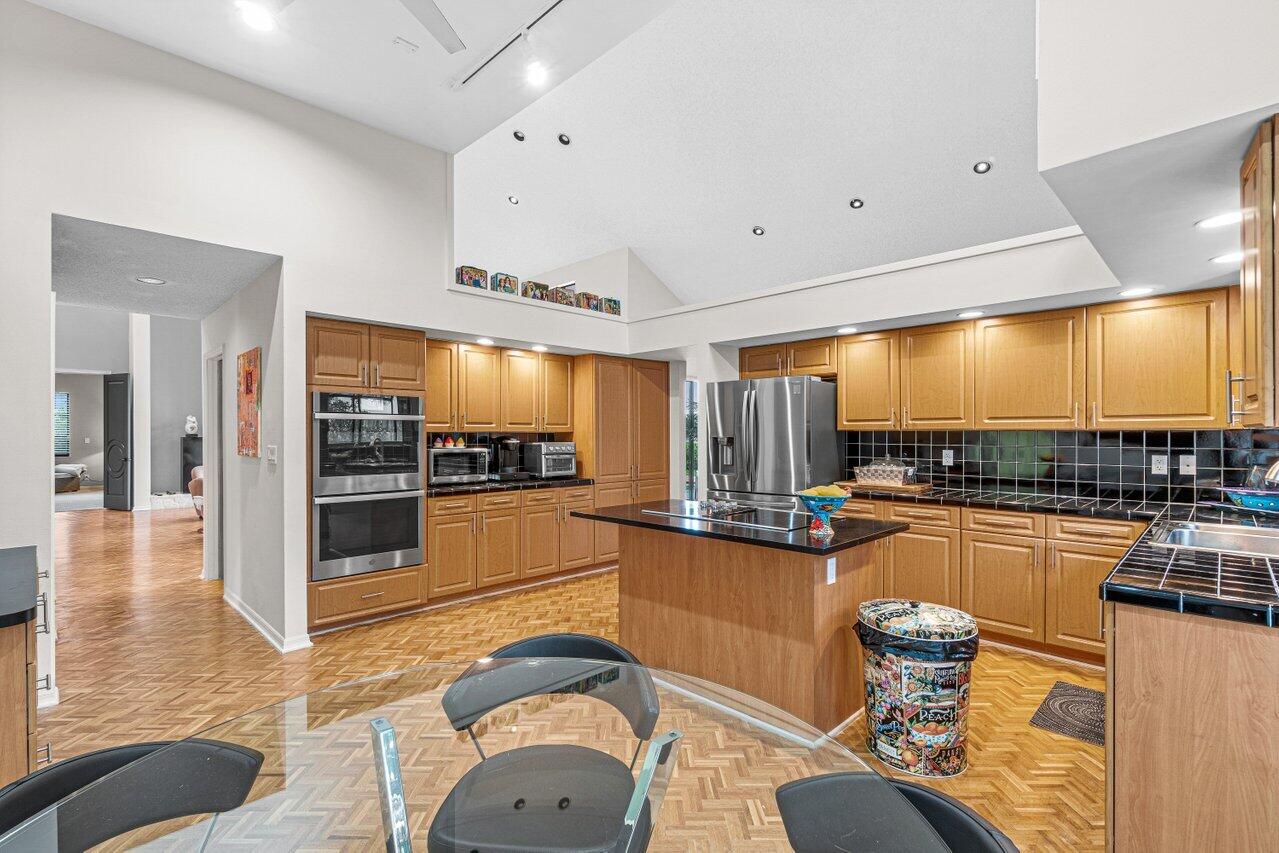 4295 Bocaire Boulevard Boca Raton, FL 33487 - Photo 13 of 37 013-4295BocaireBoulevard-BocaRaton-FL-33