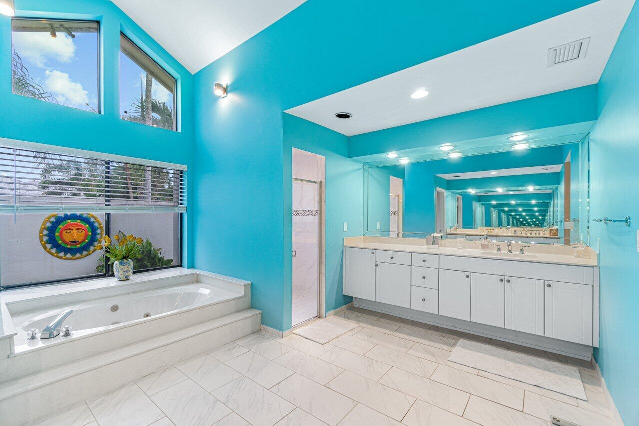 4295 Bocaire Boulevard Boca Raton, FL 33487 - Photo 27 of 37 027-4295BocaireBoulevard-BocaRaton-FL-33