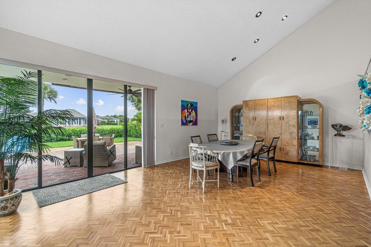 4295 Bocaire Boulevard Boca Raton, FL 33487 - Photo 10 of 37 010-4295BocaireBoulevard-BocaRaton-FL-33