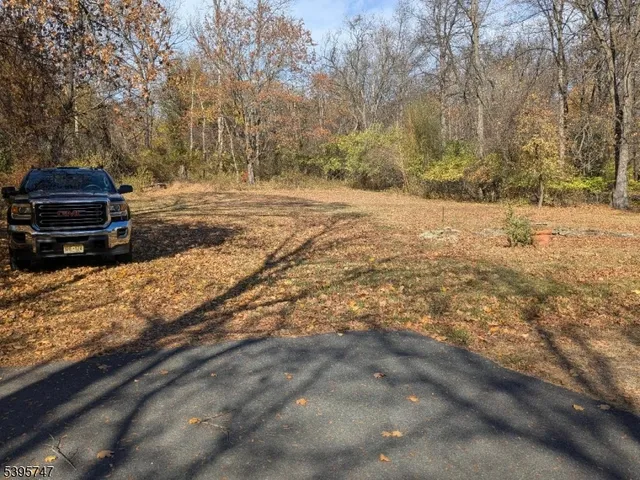 $349,900 | 182 Highway 31, Hampton, NJ 08827