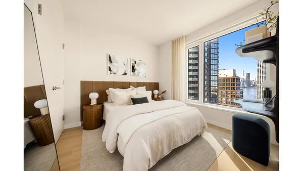 $4,655 | 18 India Street, Unit 448P | Greenpoint