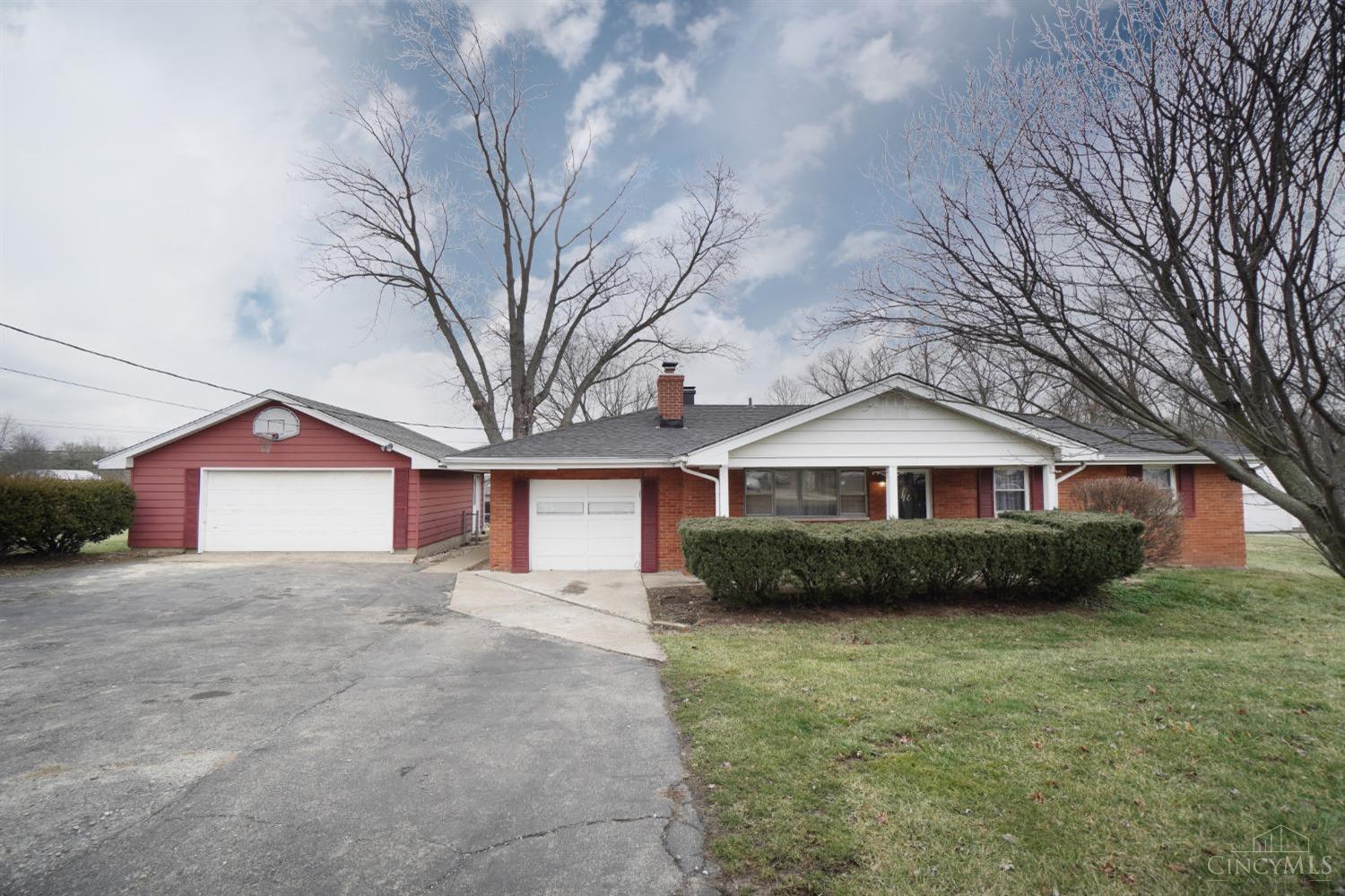 5348 Robinson Vail Road Franklin, OH 45005 - Photo 1 of 35 Gallery Image 1