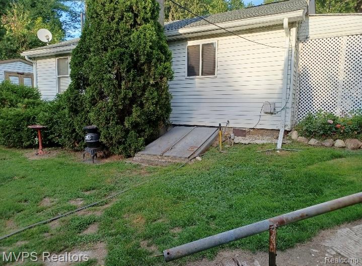 1721 Moffat Road Leonard, MI 48367 - Photo 38 of 38