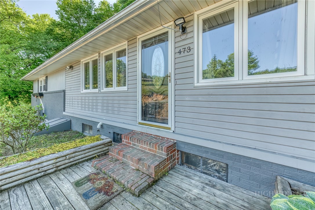 473 Cow Camp Road Newland, NC 28657 - Photo 2 of 49