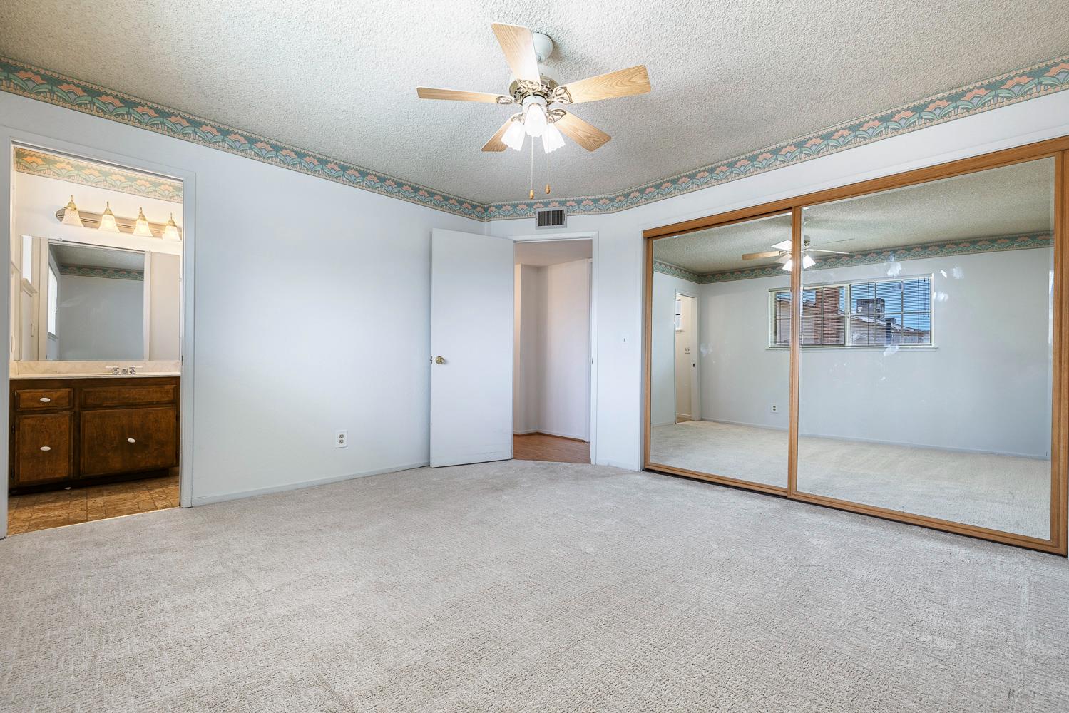 1461 Rall Avenue Clovis, CA 93611 - Photo 30 of 38
