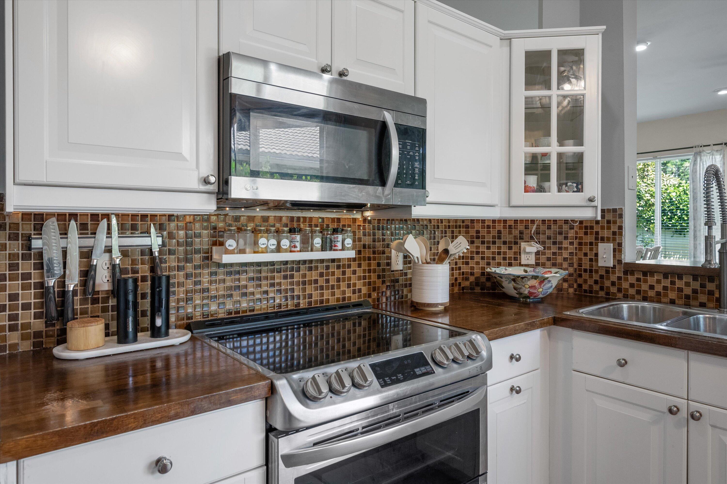 1110 Aviary Road Wellington, FL 33414 - Photo 24 of 51 kitchen