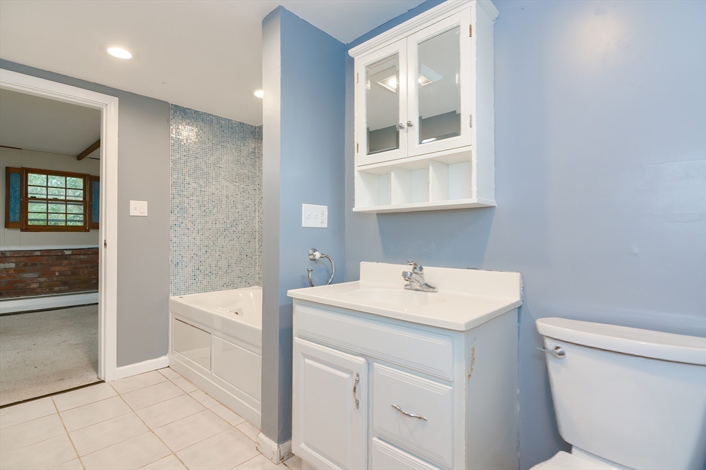 2 Marlboro Road Georgetown, MA 01833 - Photo 31 of 35 Gallery Image 31