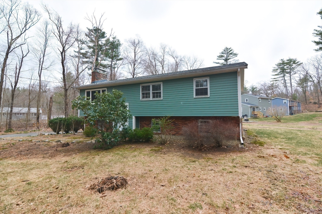 2 Marlboro Road Georgetown, MA 01833 - Photo 6 of 35 Gallery Image 6