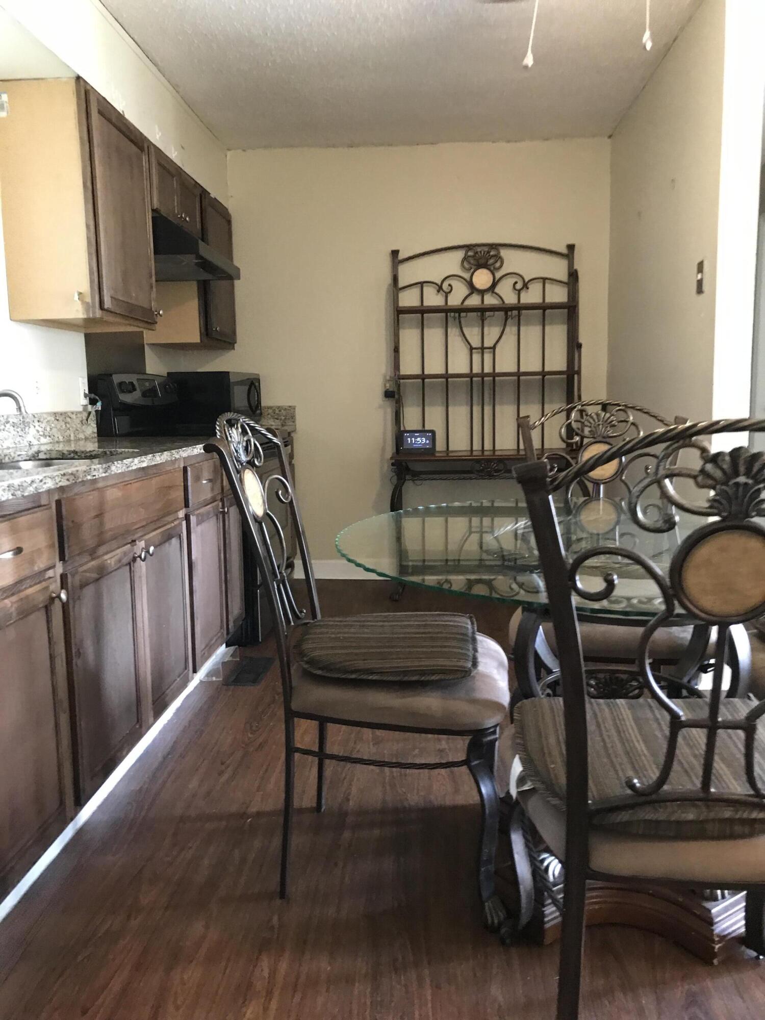 1410 Carousel Road Chattanooga, TN 37411 - Photo 5 of 19 IMG_2879