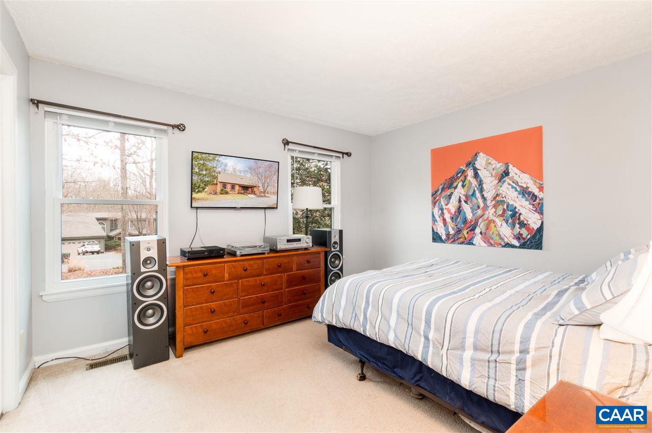 33 Oak Grove Road Palmyra, VA 22963 - Photo 21 of 42 a bedroom with a bed and window