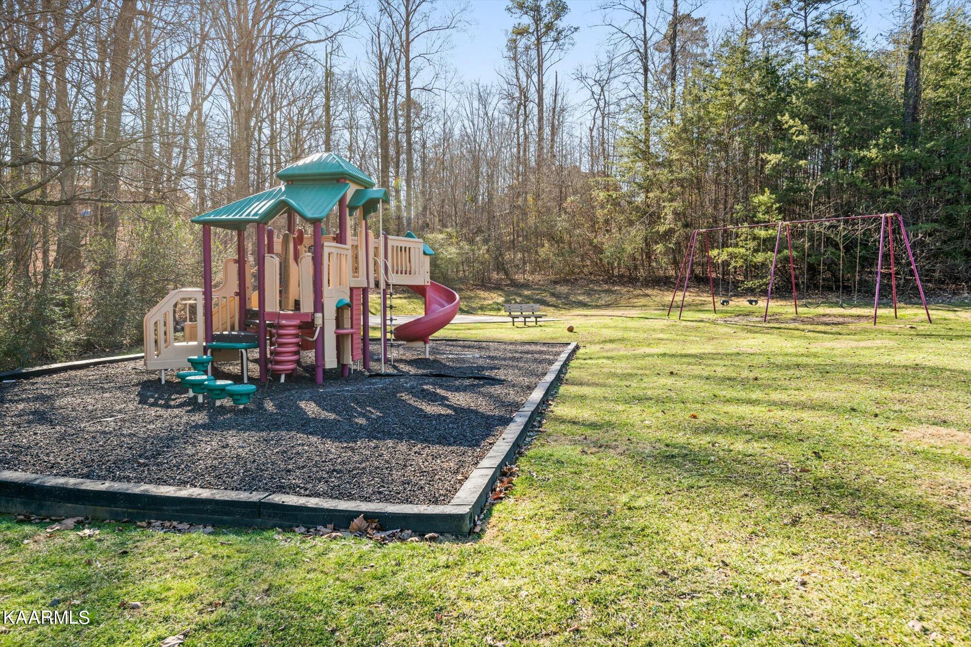 2800 Green Summers Road Knoxville, TN 37938 - Photo 12 of 18 11-2800-Green-Summers-Rd-Knoxville-TN-11