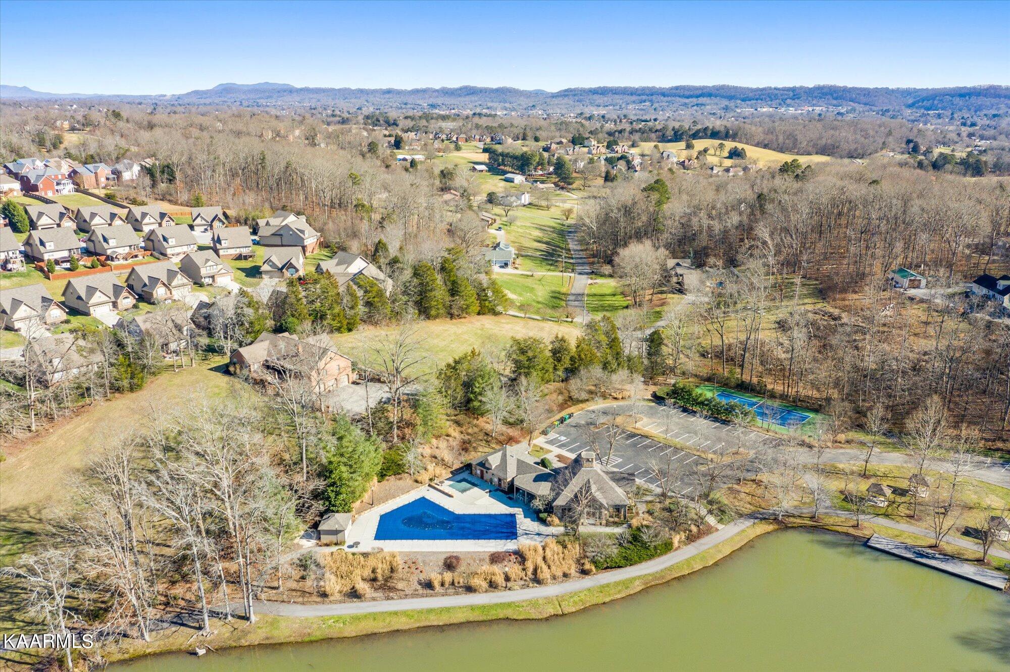 2800 Green Summers Road Knoxville, TN 37938 - Photo 13 of 18 12-2800-Green-Summers-Rd-Knoxville-TN-12