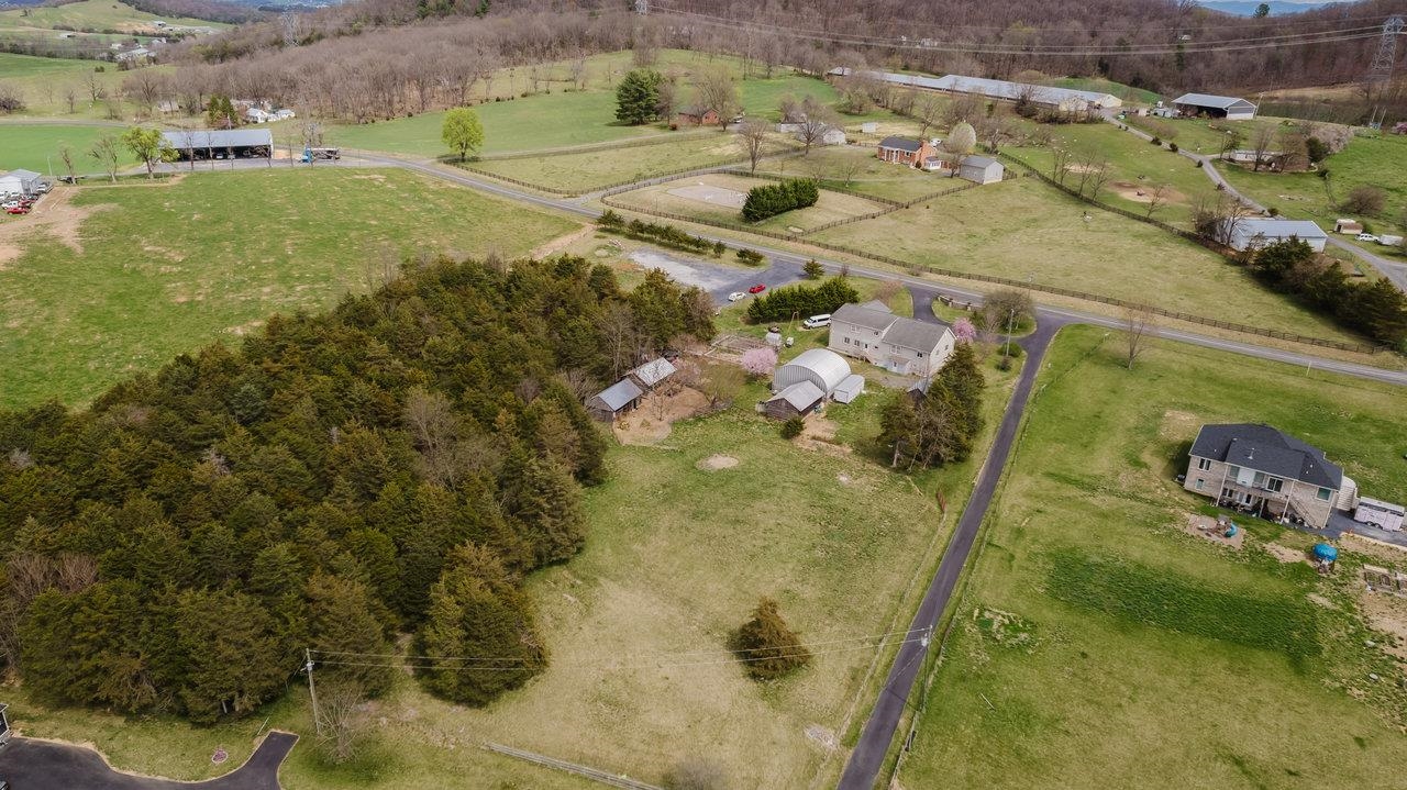 1792 Fadley Road Weyers Cave, VA 24486 - Photo 71 of 73 Gallery Image 71
