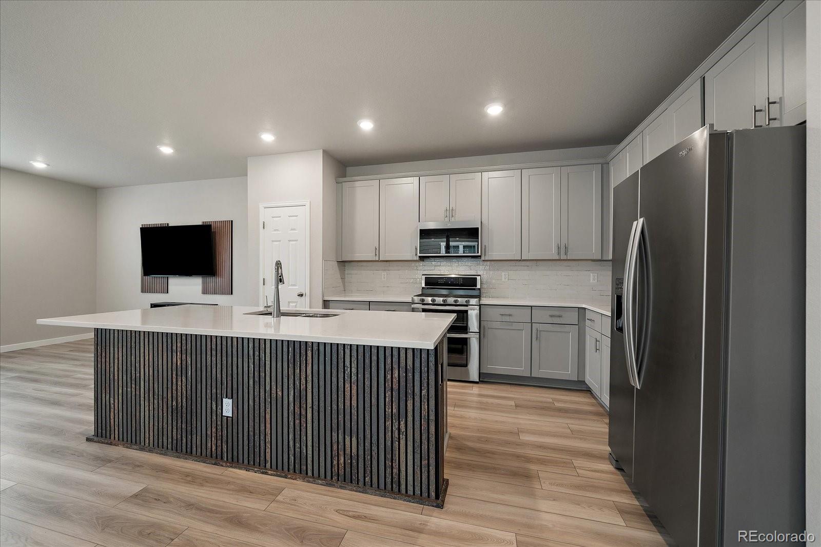 844 Morning Glory Road Brighton, CO 80640 - Photo 8 of 46