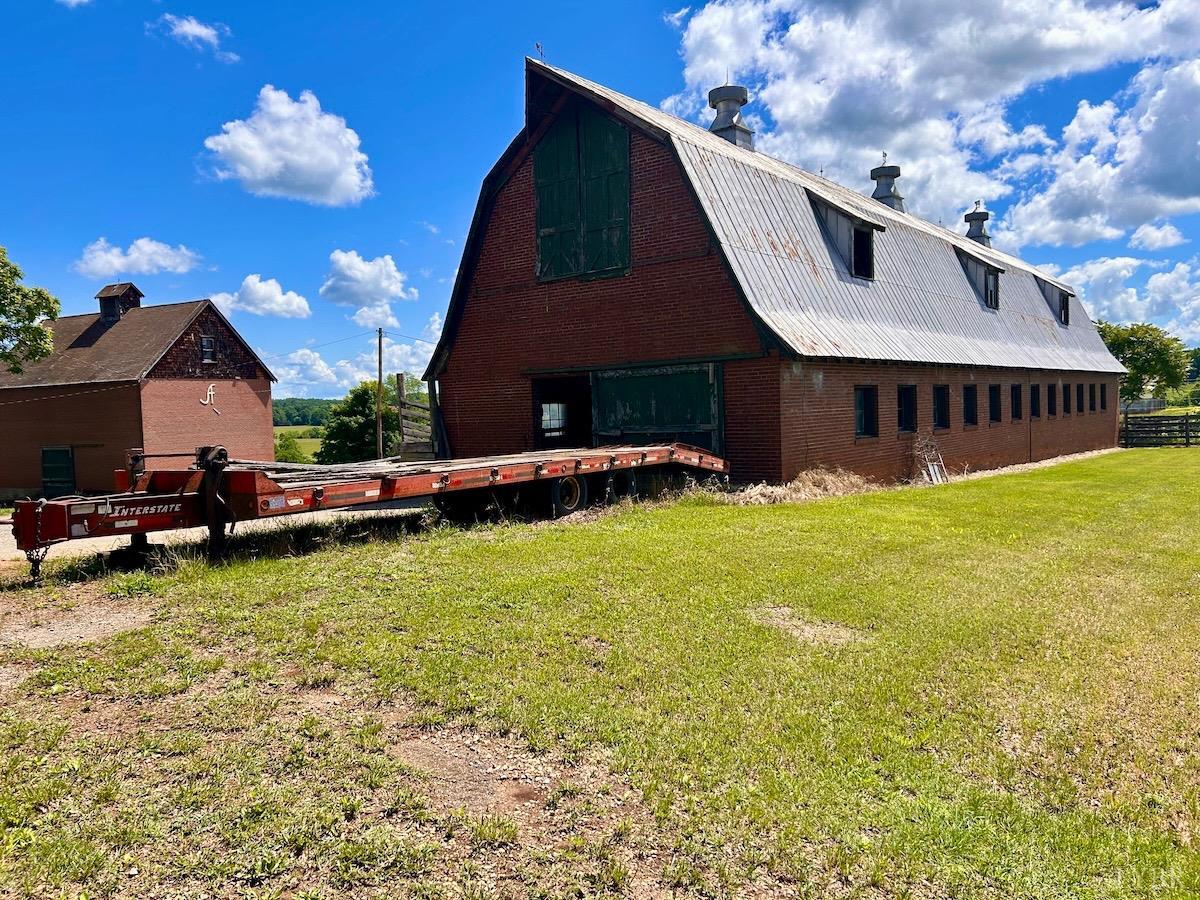 127 Albert Farm Road Monroe, VA 24574 - Photo 17 of 98