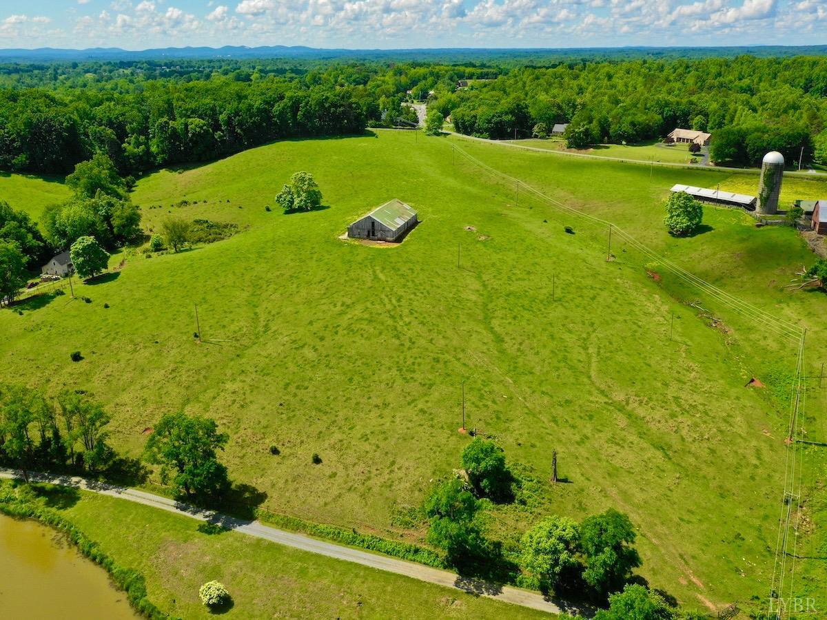 127 Albert Farm Road Monroe, VA 24574 - Photo 23 of 98