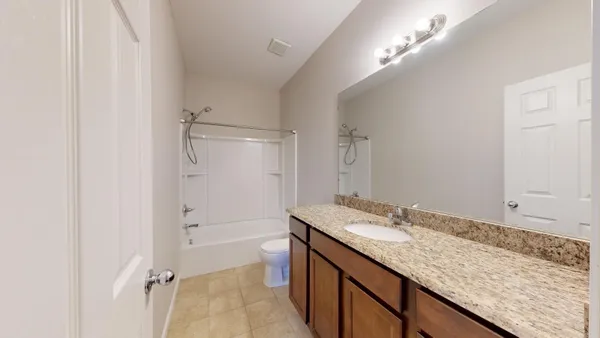 $2,600 | 8328 Stamford Road, Ypsilanti, MI 48198