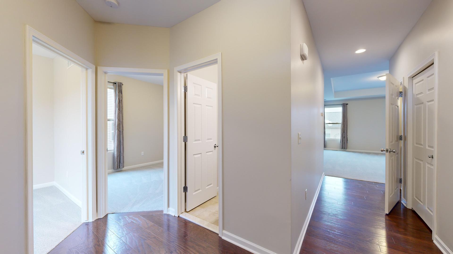 8328 Stamford Road Ypsilanti, MI 48198 - Photo 2 of 21 Foyer