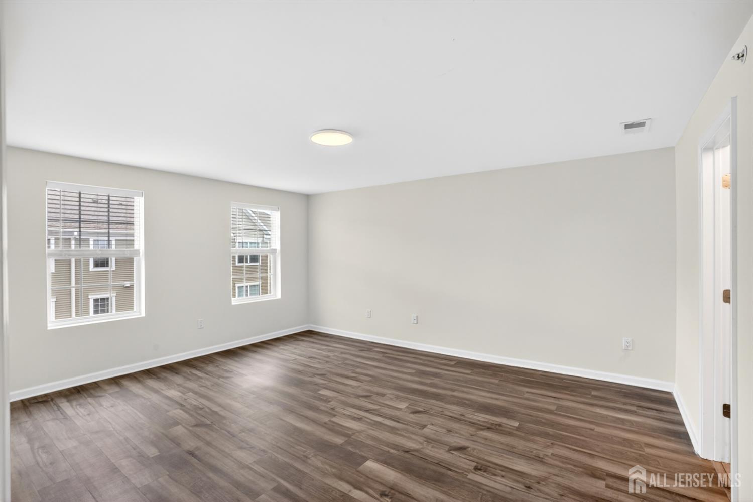 728 Station Road Dunellen, NJ 08812 - Photo 34 of 51
