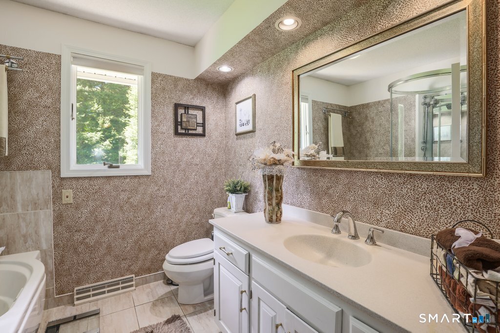 21 Parsons Road Somers, CT 06071 - Photo 37 of 38