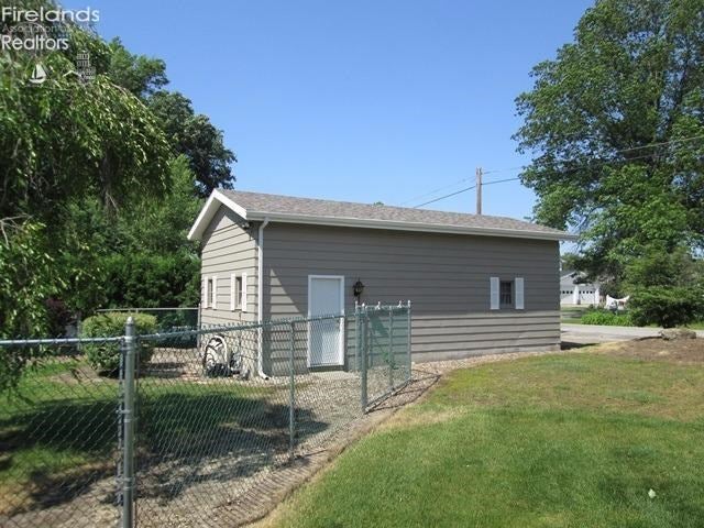 4091 Broadway Road Willard, OH 44890 - Photo 7 of 10 Gallery Image 7