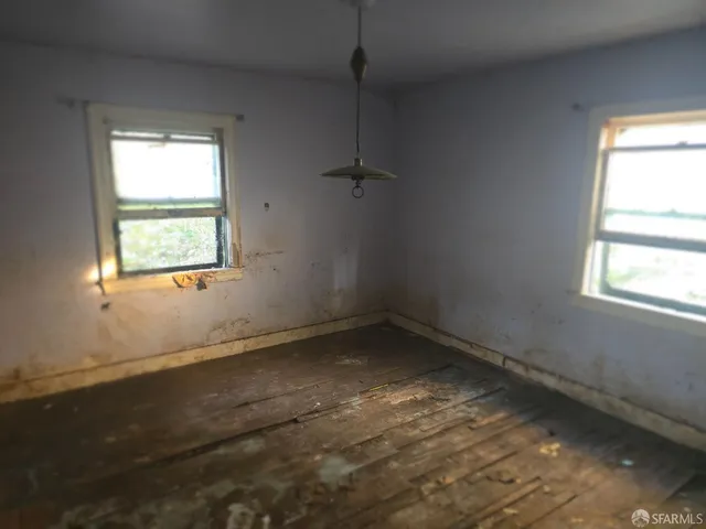 $425,000 | 8336 Ney Avenue, Oakland, CA 94605