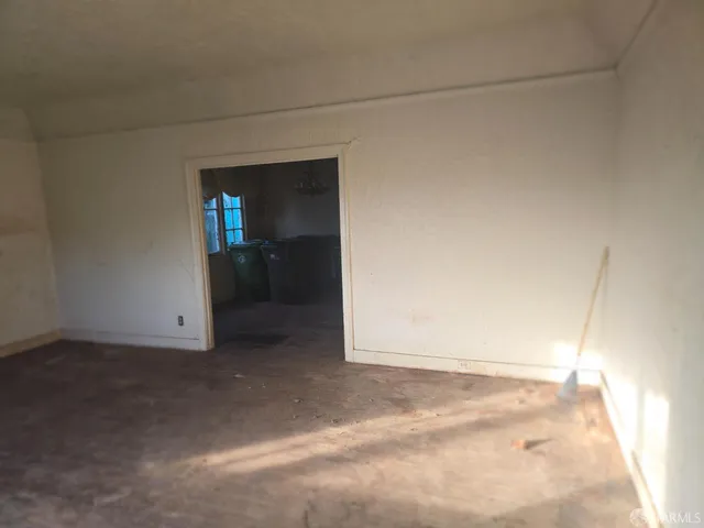 $425,000 | 8336 Ney Avenue, Oakland, CA 94605