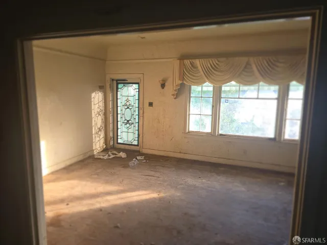 $425,000 | 8336 Ney Avenue, Oakland, CA 94605