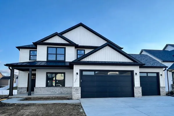 $489,900 | 5009 Finlen Lane, Bloomington, IL 61705