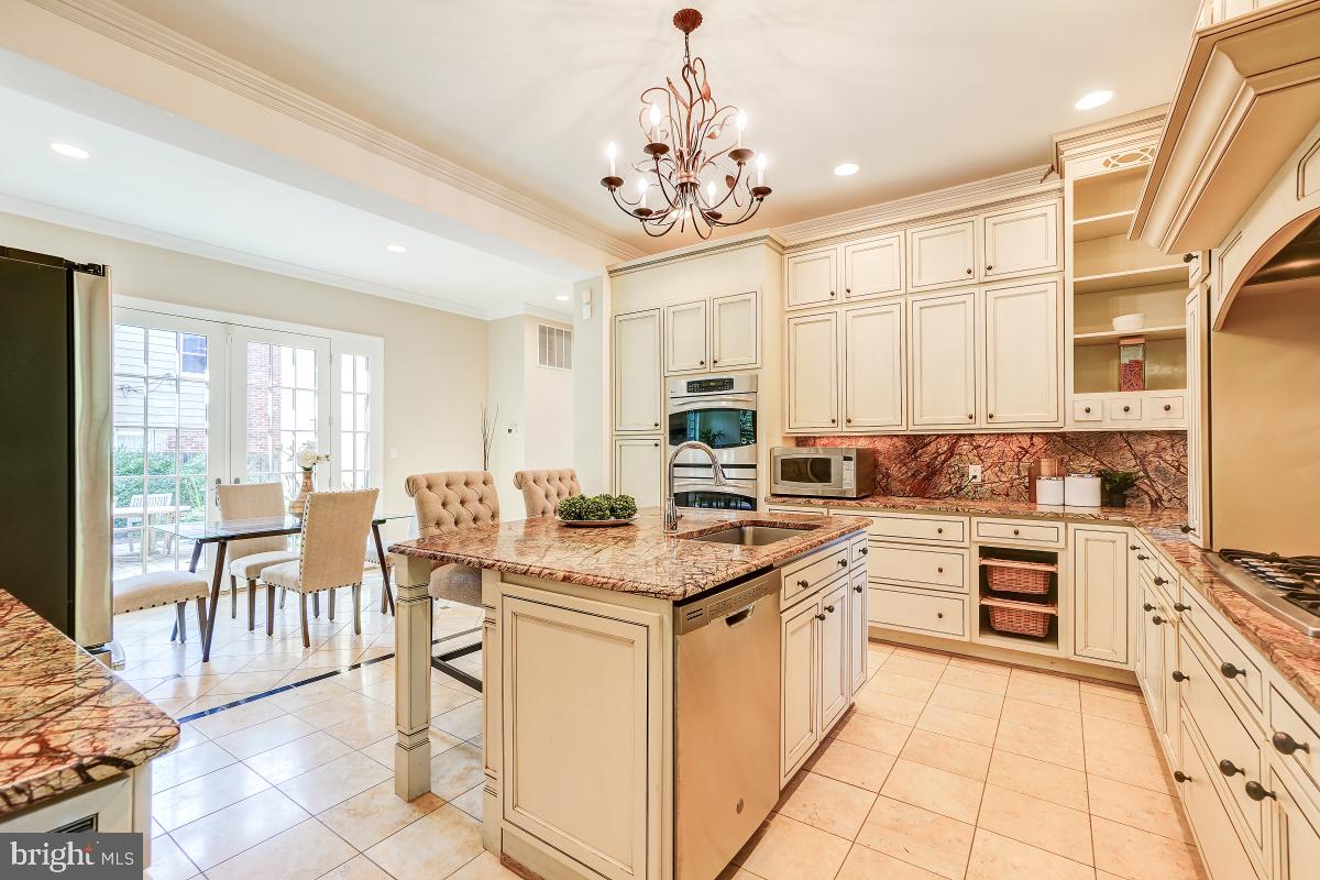 9607 Singleton Drive Bethesda, MD 20817 - Photo 17 of 63