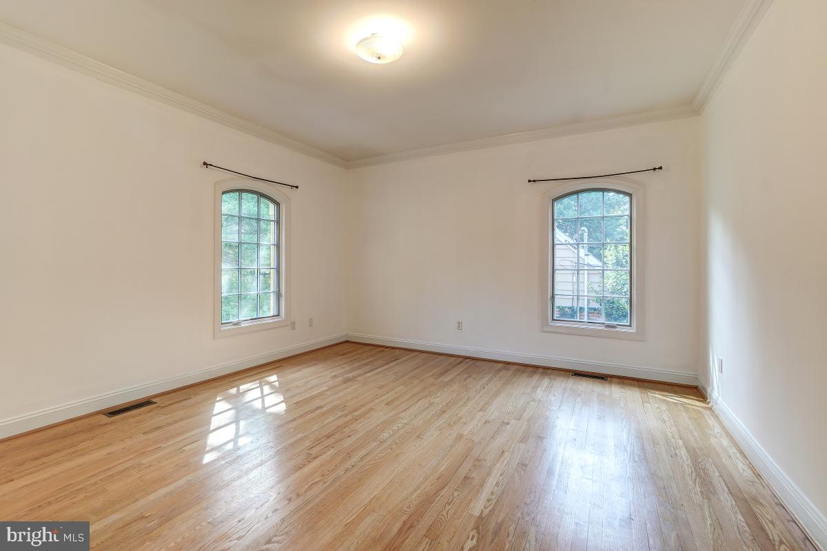 9607 Singleton Drive Bethesda, MD 20817 - Photo 27 of 63