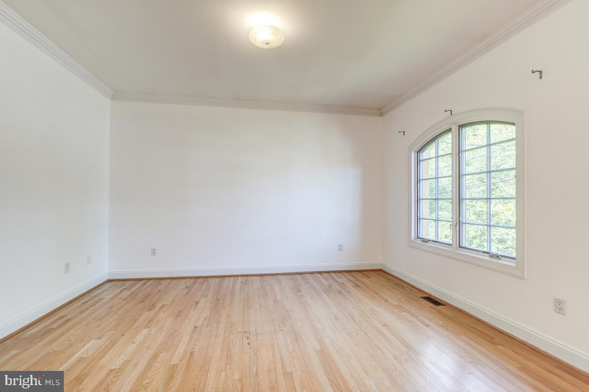 9607 Singleton Drive Bethesda, MD 20817 - Photo 31 of 63