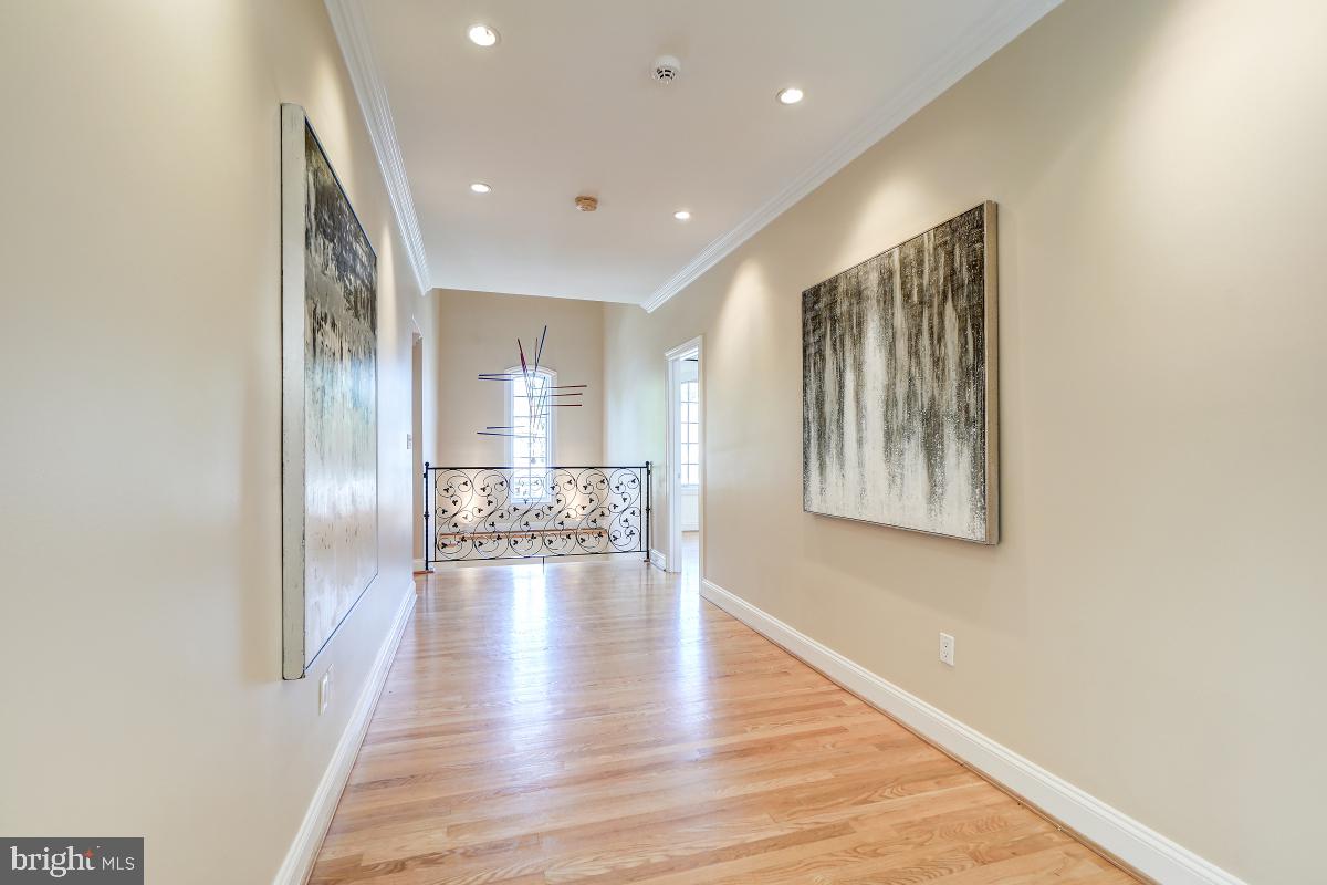 9607 Singleton Drive Bethesda, MD 20817 - Photo 34 of 63