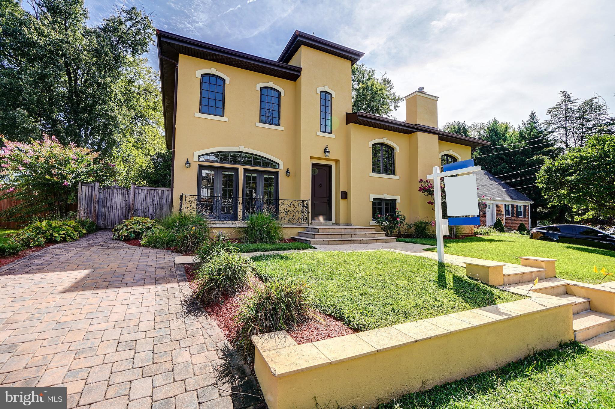 9607 Singleton Drive Bethesda, MD 20817 - Photo 4 of 63