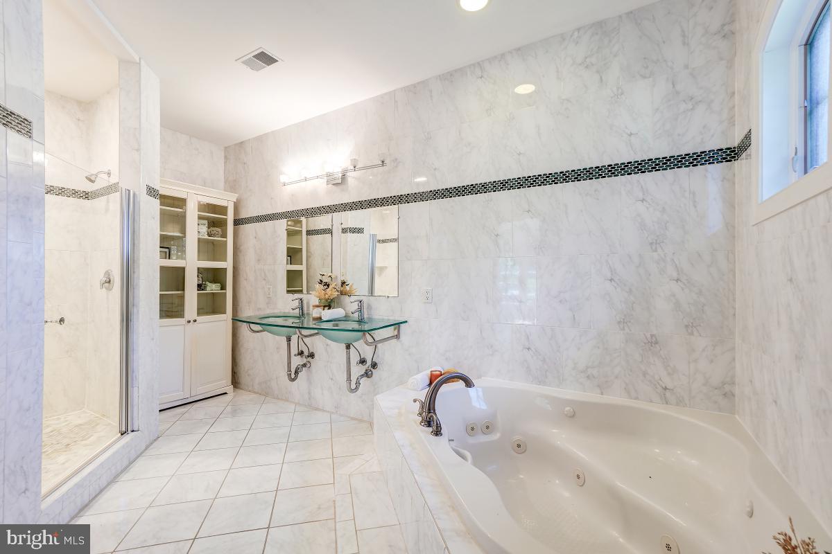 9607 Singleton Drive Bethesda, MD 20817 - Photo 46 of 63