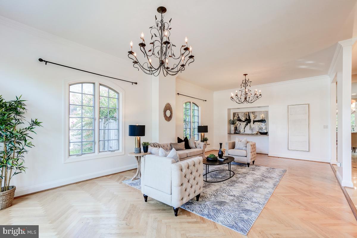 9607 Singleton Drive Bethesda, MD 20817 - Photo 7 of 63