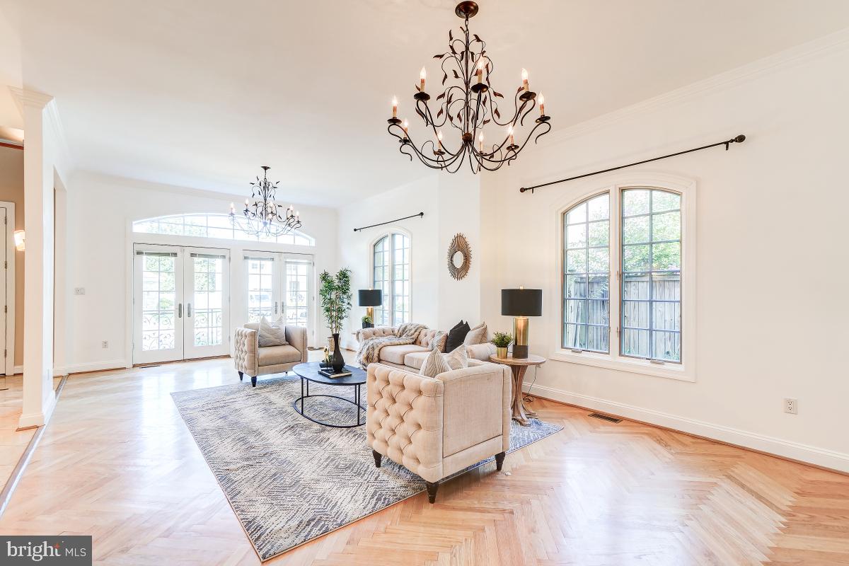 9607 Singleton Drive Bethesda, MD 20817 - Photo 9 of 63