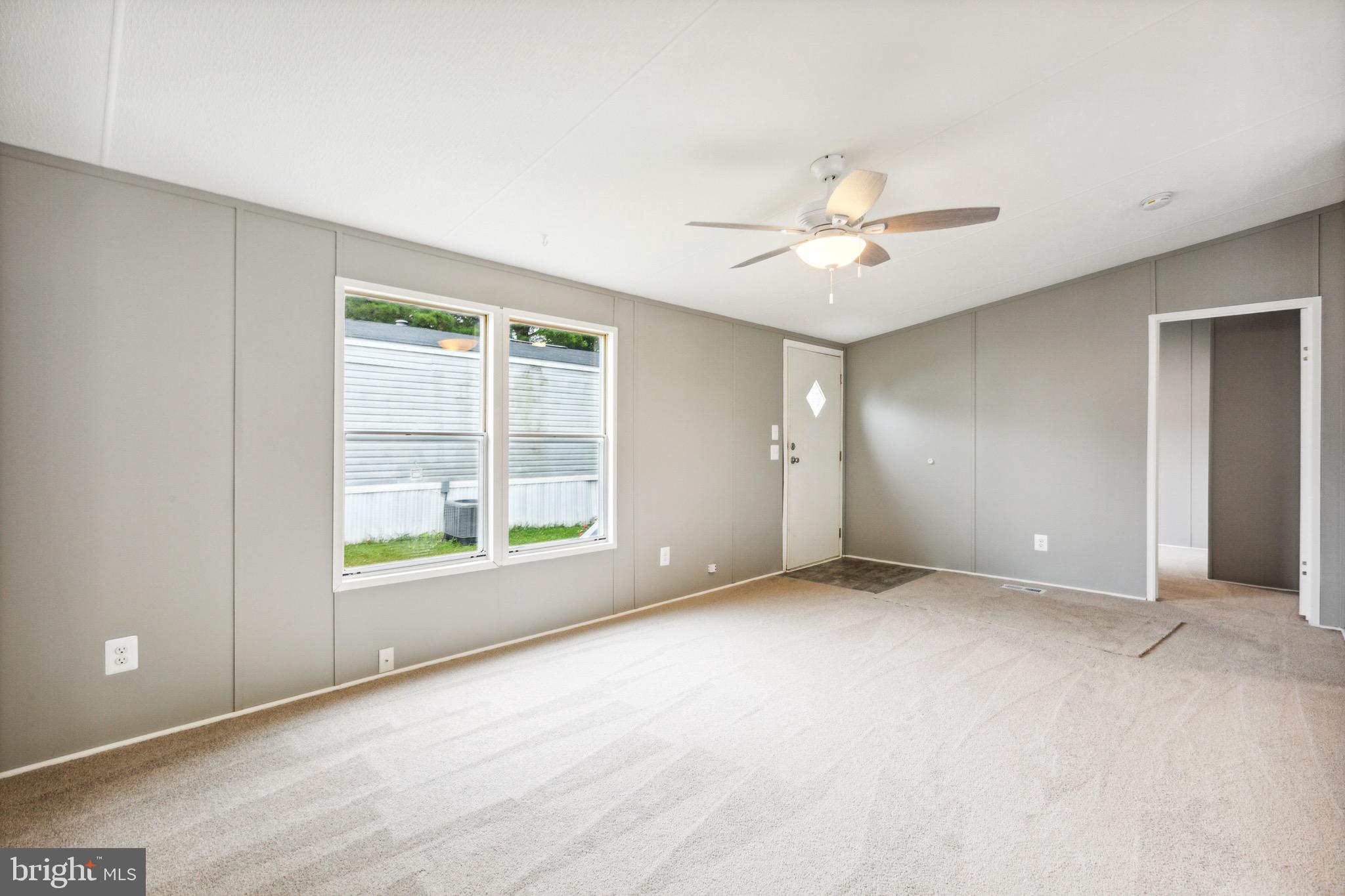 490 North Patuxent Road, Unit 58 Odenton, MD 21113 - Photo 4 of 23 Living Room Entry