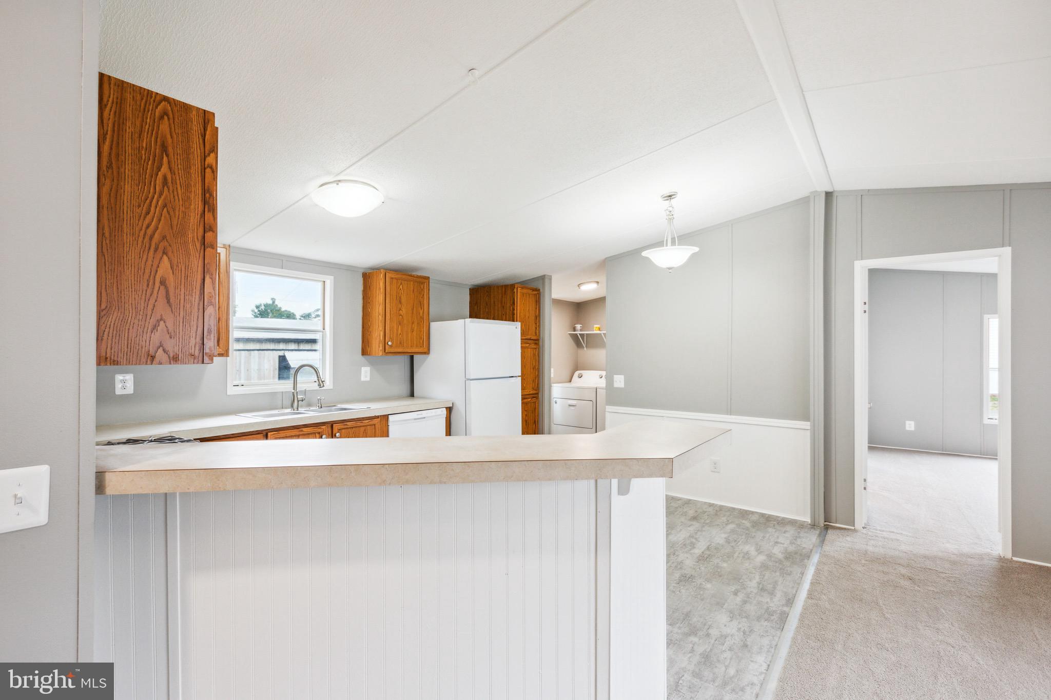 490 North Patuxent Road, Unit 58 Odenton, MD 21113 - Photo 8 of 23 Island Seating