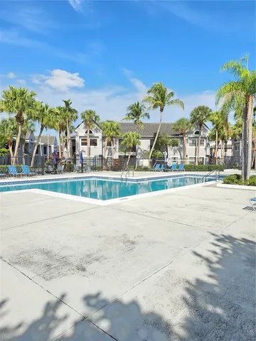 $1,900 | 15070 Southwest 103rd Lane, Unit 2107, Miami, FL 33196