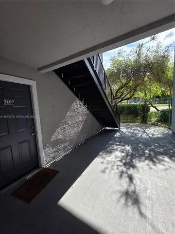 $1,900 | 15070 Southwest 103rd Lane, Unit 2107, Miami, FL 33196